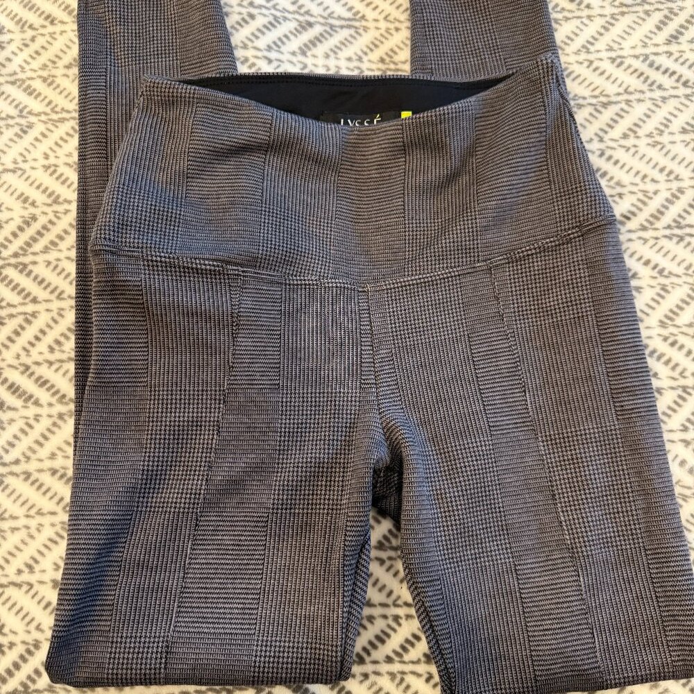 Lysse Size Small Houndstooth pattern, ponte pant